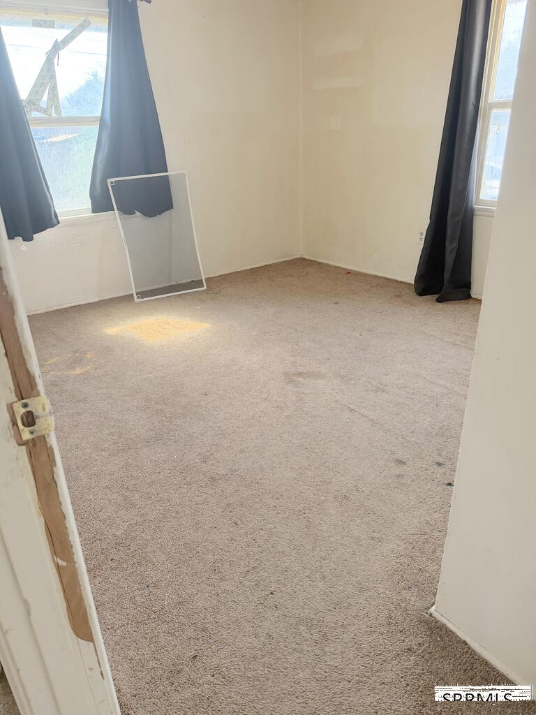 555/557 Tendoy Drive Property Photo 11