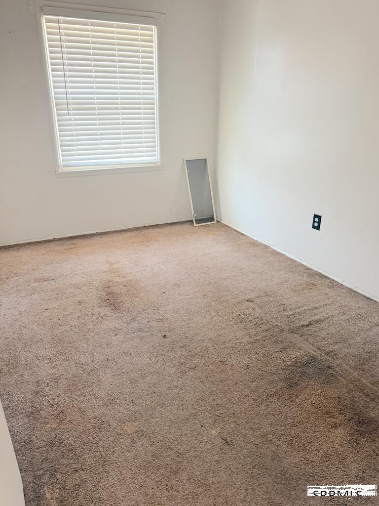 555/557 Tendoy Drive Property Photo 12
