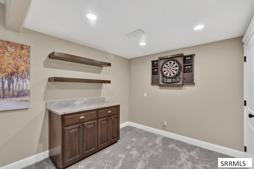 442 N Pointe Drive Property Photo 22
