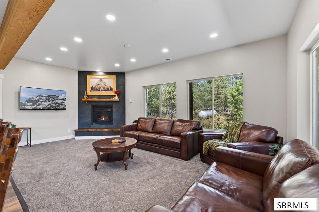 2860 Ne Sagehen Dr Property Photo 16