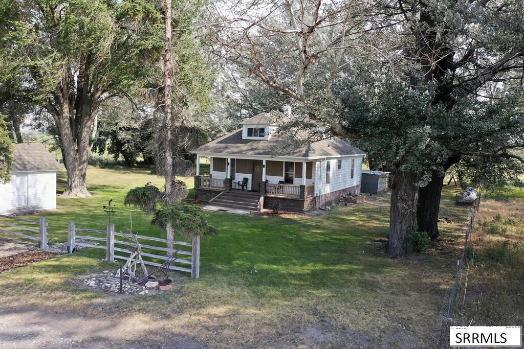 272 E 100 N Property Photo 3
