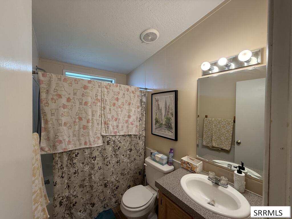 4349 Wagonwheel Cir Property Photo 11