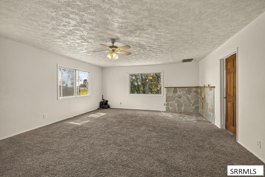 3148 E 600 N Property Photo 8