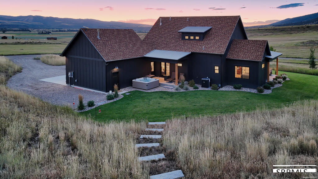 27 Cutthroat Run Property Photo 4