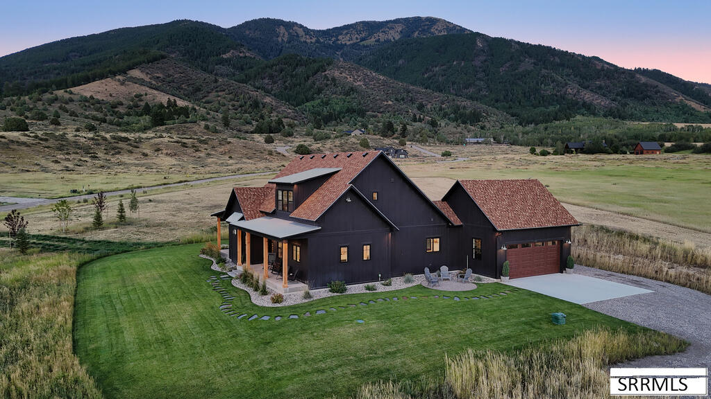 27 Cutthroat Run Property Photo 5