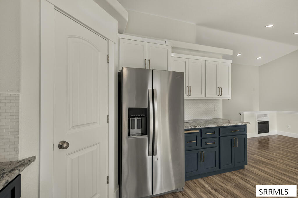 4146 Forest Glen Drive Property Photo 14