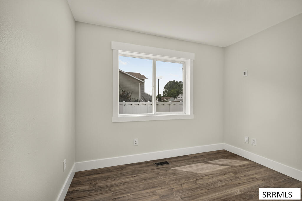 4146 Forest Glen Drive Property Photo 29