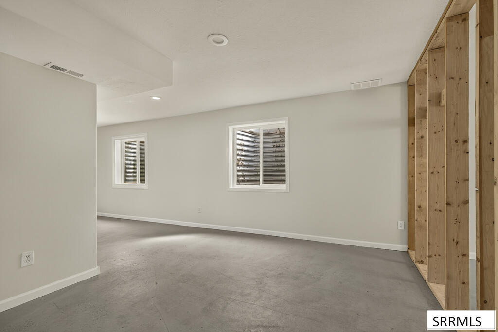 4146 Forest Glen Drive Property Photo 33