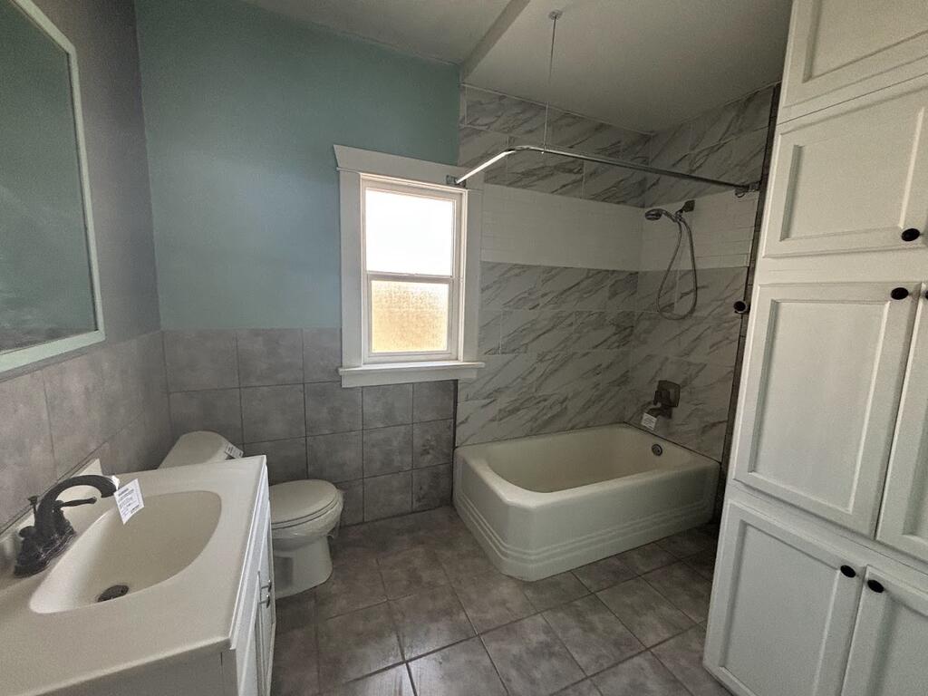 235 Bannock Property Photo 8
