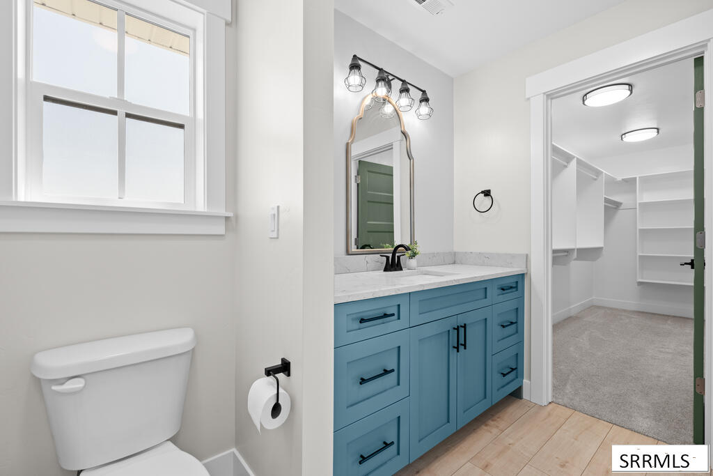 689 N 2876 East Property Photo 31