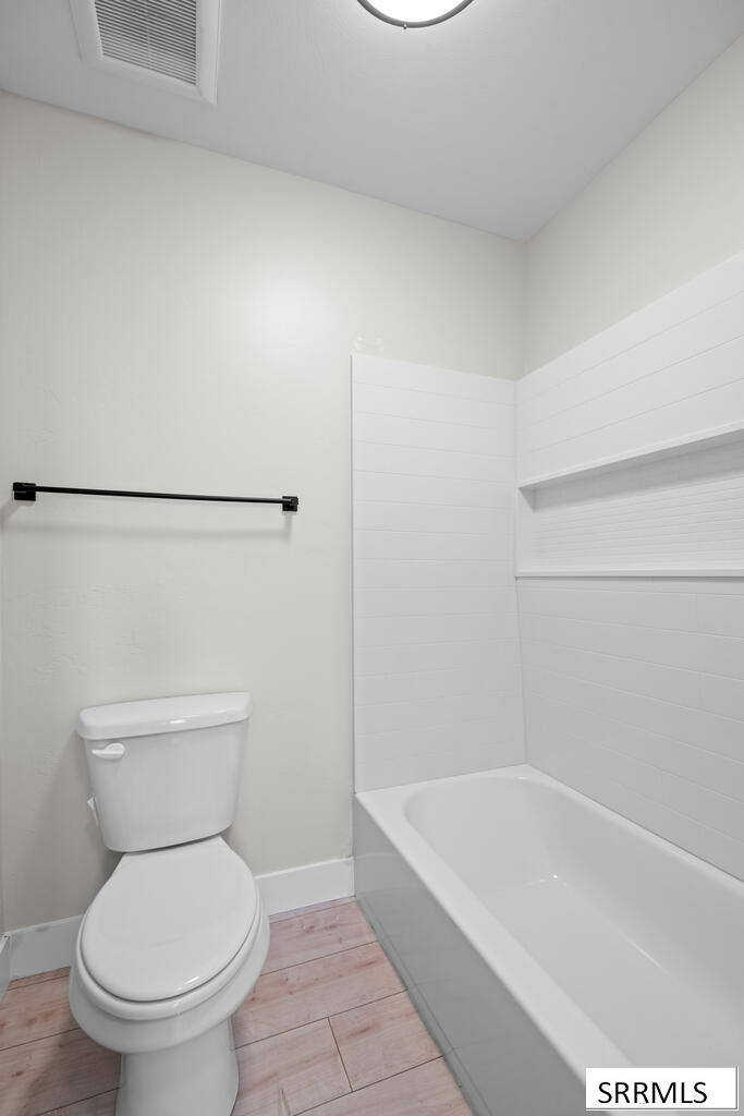 689 N 2876 East Property Photo 37