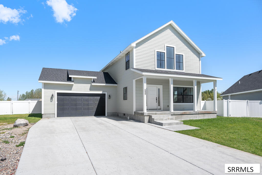 689 N 2876 East Property Photo 45