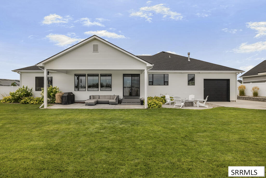 3873 E Pond View Drive Property Photo 44