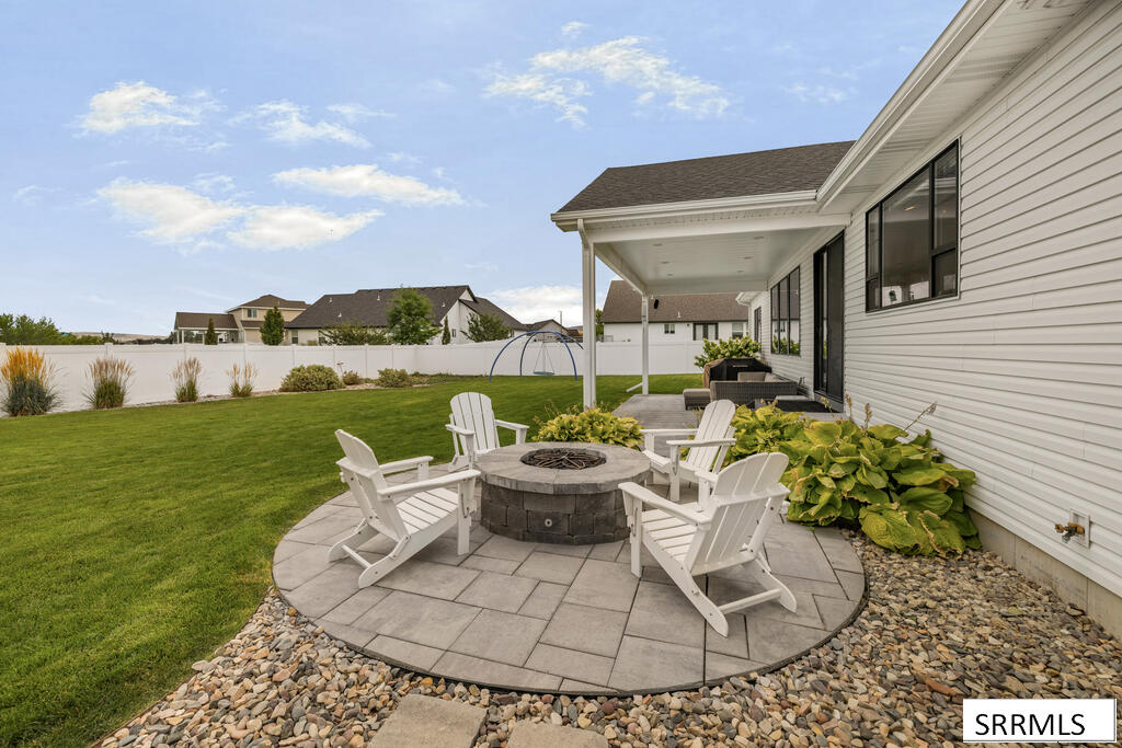 3873 E Pond View Drive Property Photo 48