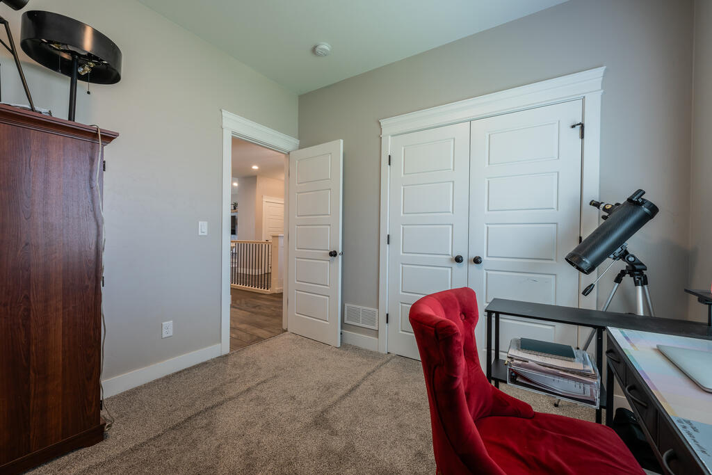 1102 Diamond Drive Property Photo 26