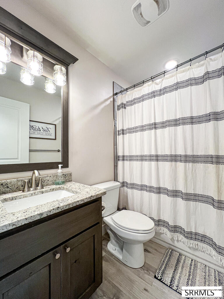 4713 E 200 N Property Photo 21