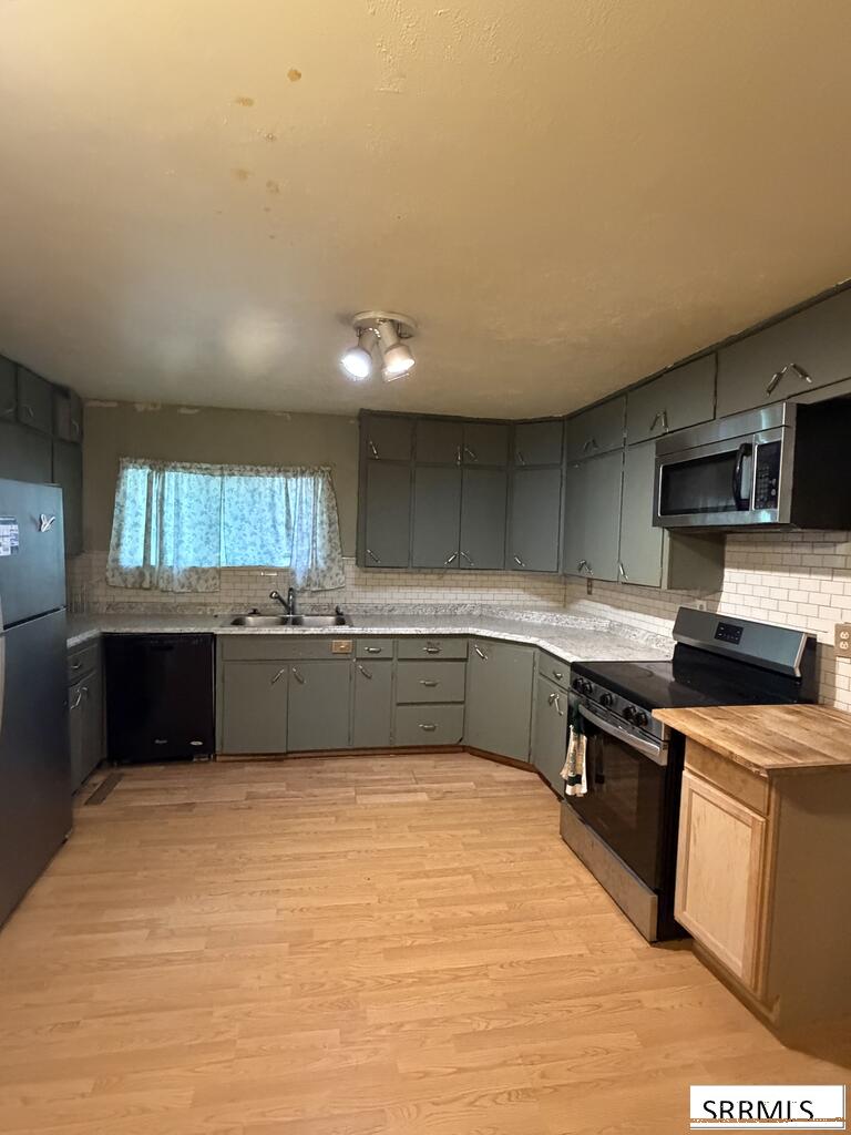 3575 665 N Property Photo 4