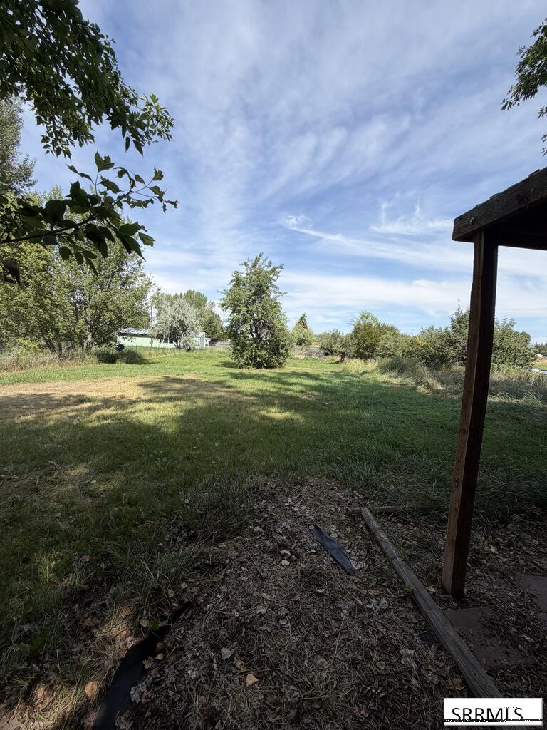 3575 665 N Property Photo 13