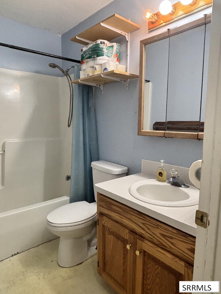 3225 Midway Avenue Property Photo 11