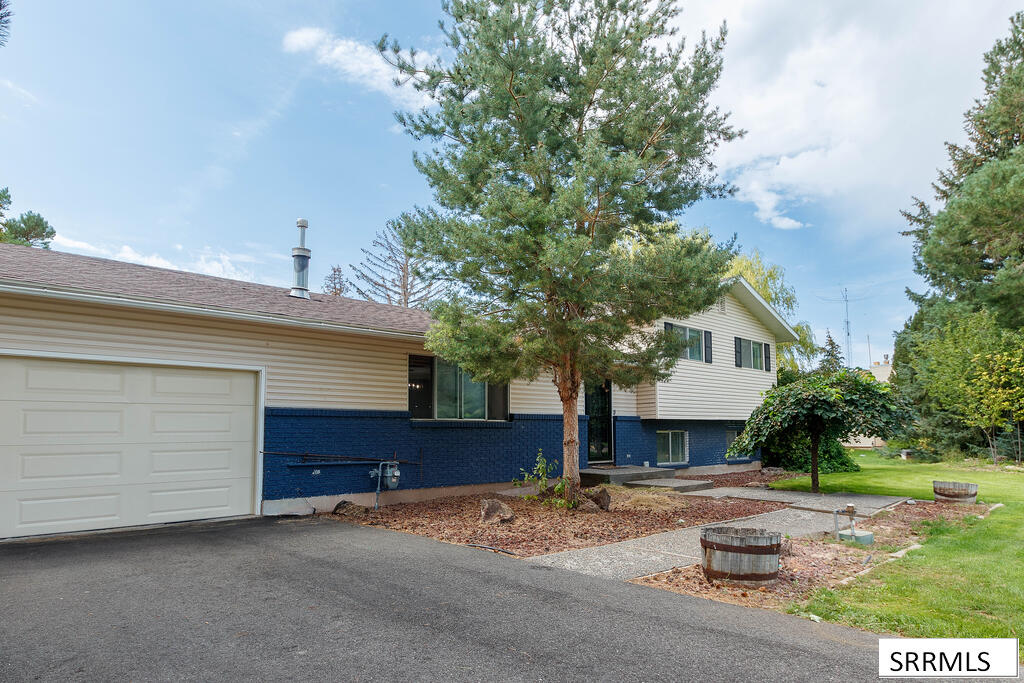 3850 E Wanda Street Property Photo 2