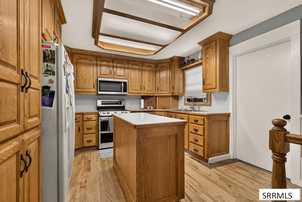 14122 N 5th E Property Photo 8