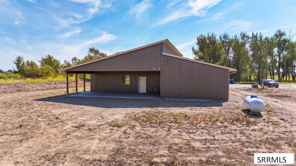 531 N 2565 E Property Photo 32