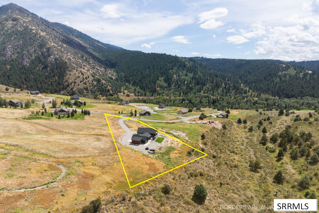 321 Trail View Road Property Photo 4