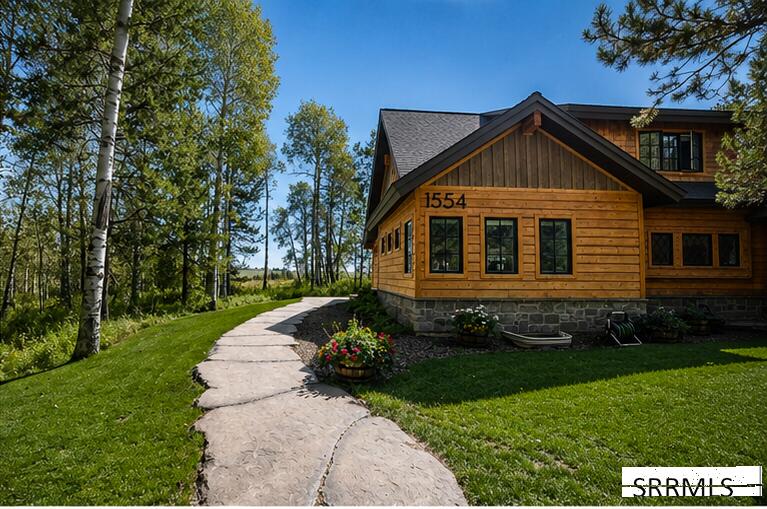 1554 Shadow Run Property Photo 8
