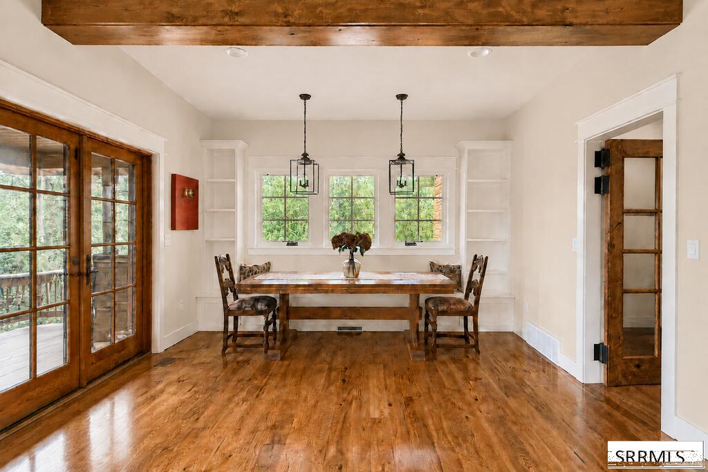 1554 Shadow Run Property Photo 16