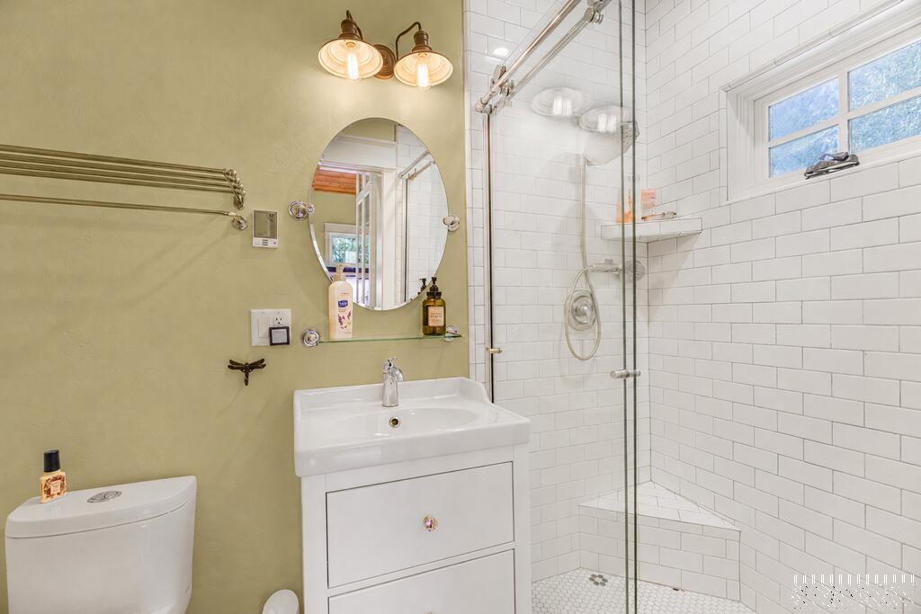 1554 Shadow Run Property Photo 24