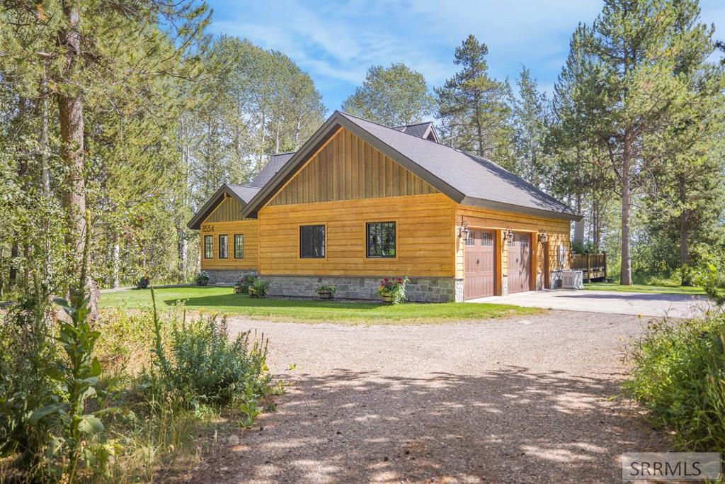 1554 Shadow Run Property Photo 43