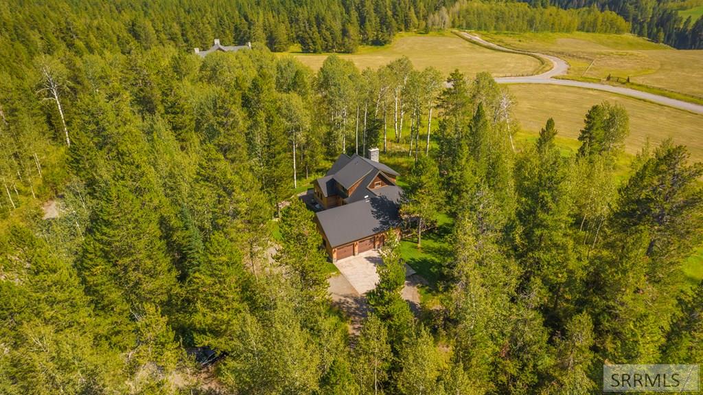 1554 Shadow Run Property Photo 45