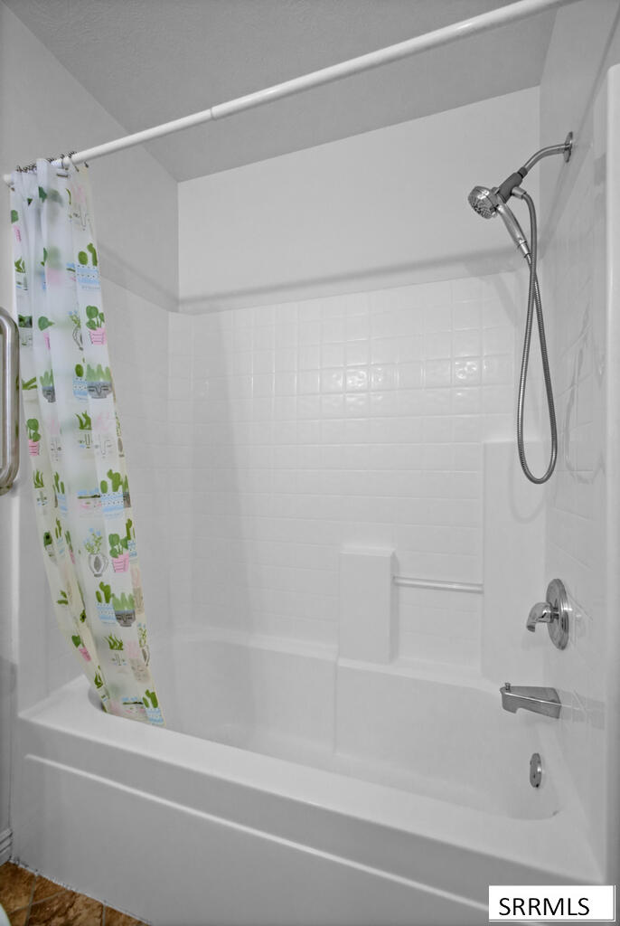 3673 E John Adams Parkway Property Photo 8