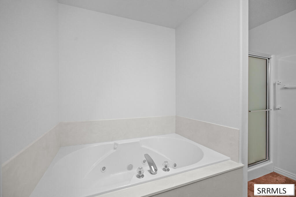 3673 E John Adams Parkway Property Photo 13