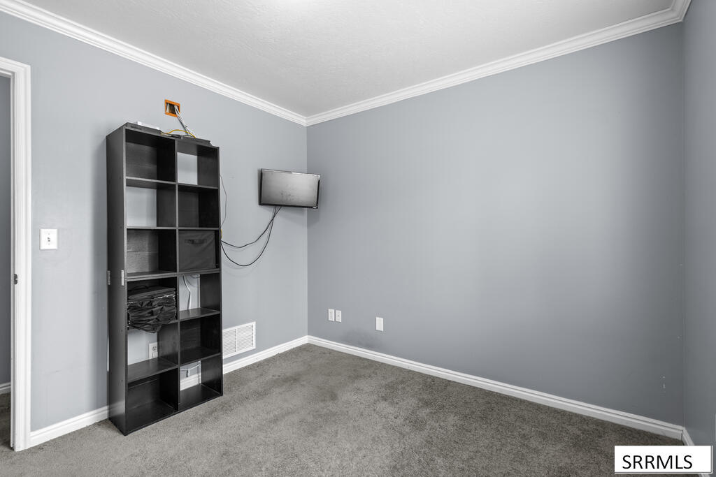 4225 Birchwood Circle Property Photo 16