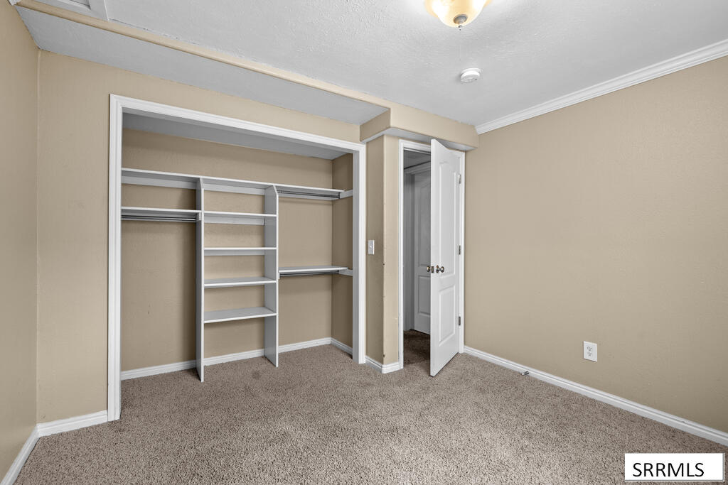 4225 Birchwood Circle Property Photo 23