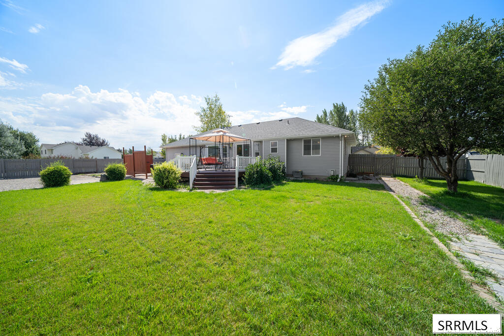 4225 Birchwood Circle Property Photo 34