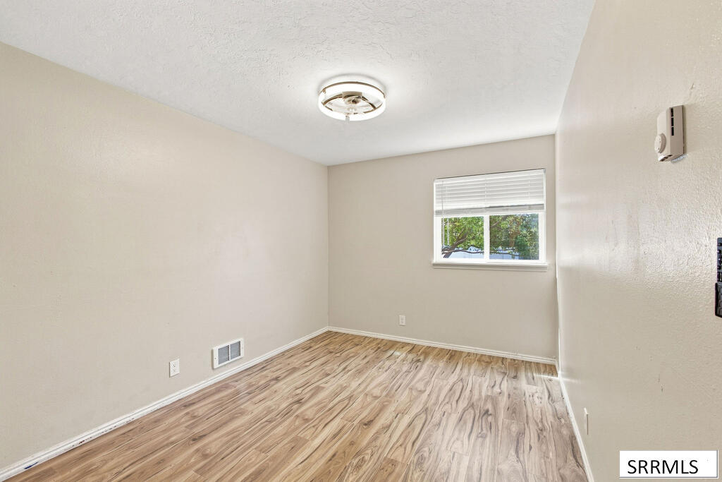 5150 Dorian Avenue Property Photo 19