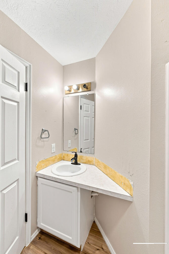 5150 Dorian Avenue Property Photo 25
