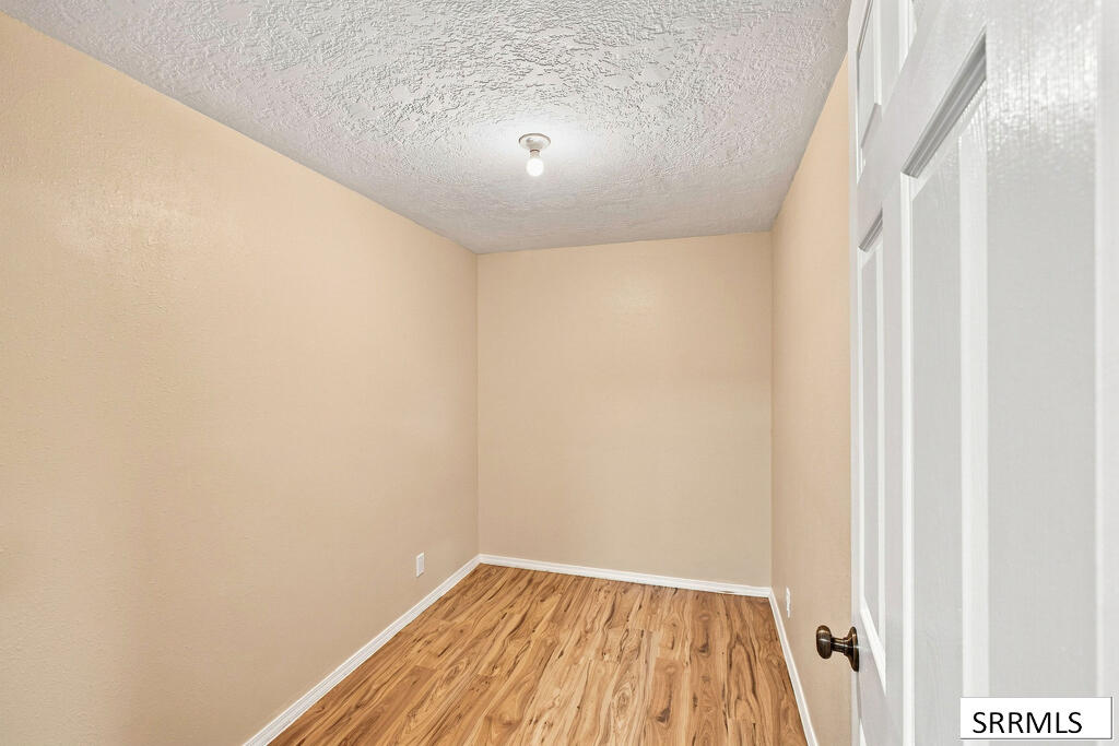 5150 Dorian Avenue Property Photo 33