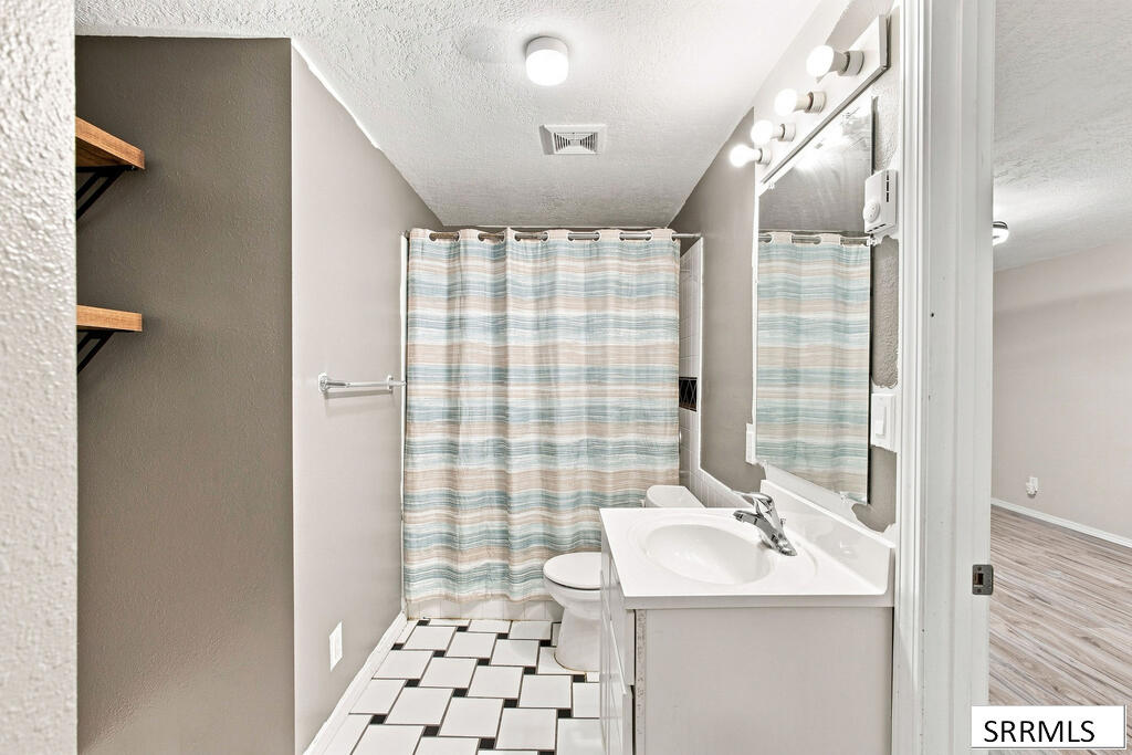 5150 Dorian Avenue Property Photo 36