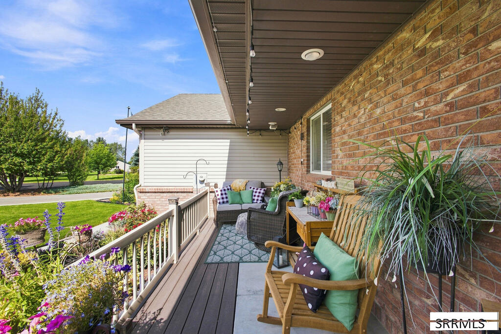 3939 154 N Property Photo 6
