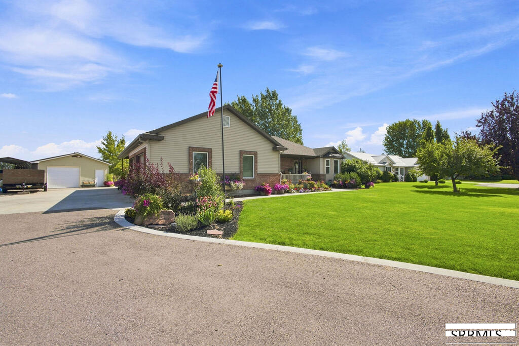 3939 154 N Property Photo 7