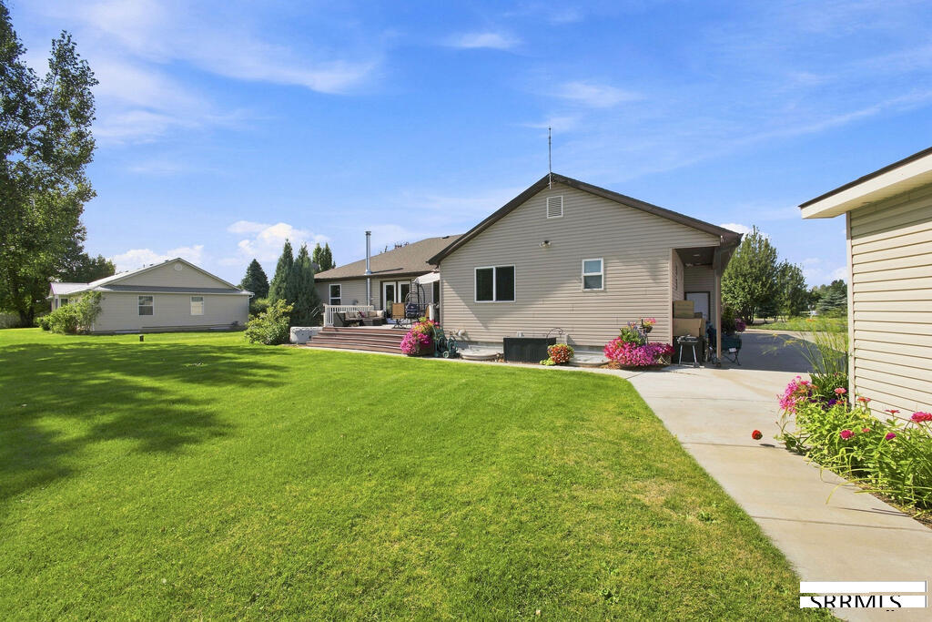 3939 154 N Property Photo 12