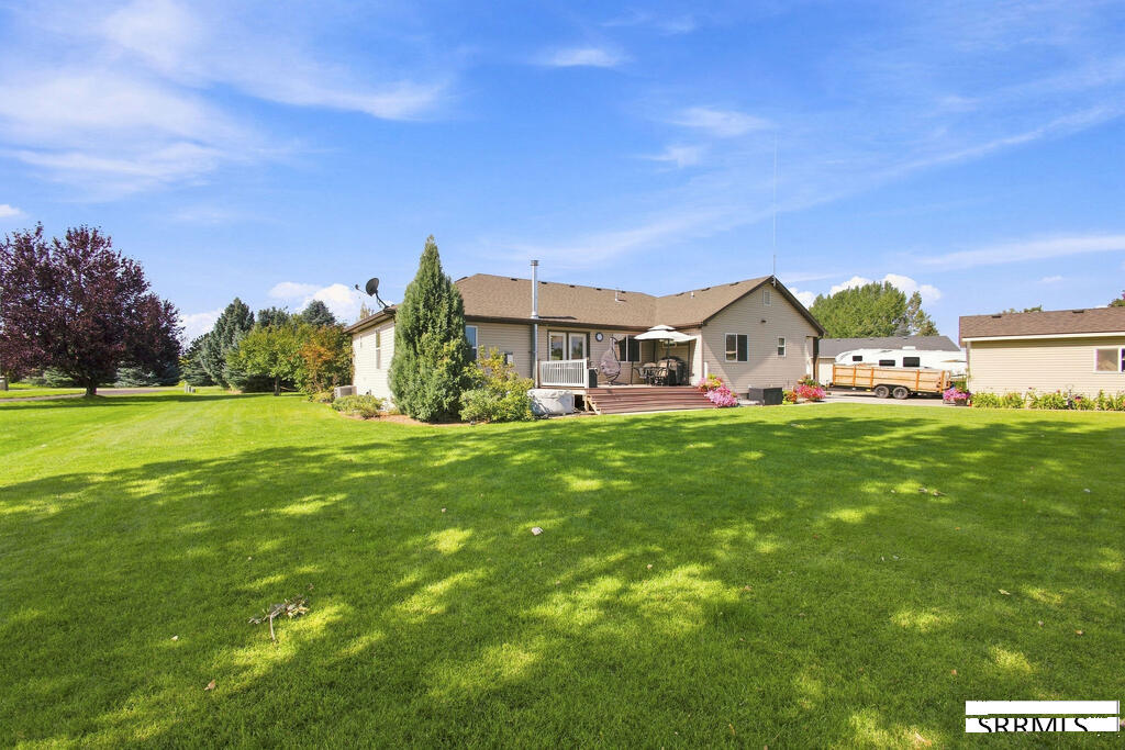 3939 154 N Property Photo 14