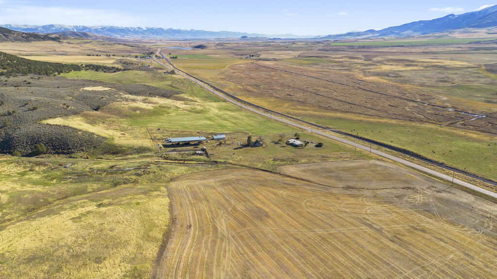 30236 Us Hwy 91 Property Photo 2