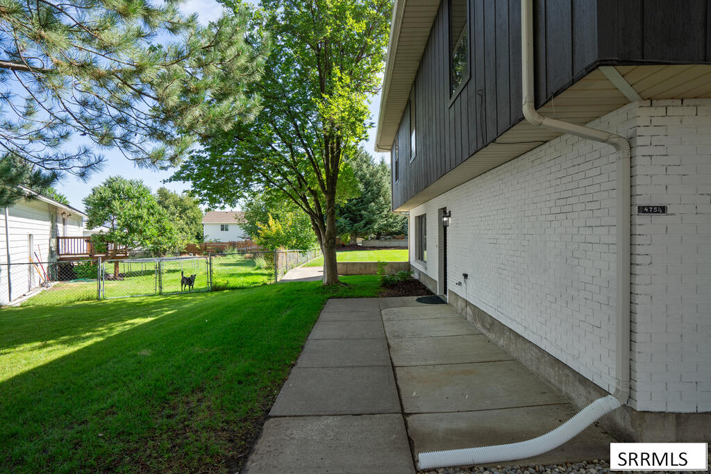 475 Linden Avenue Property Photo 11