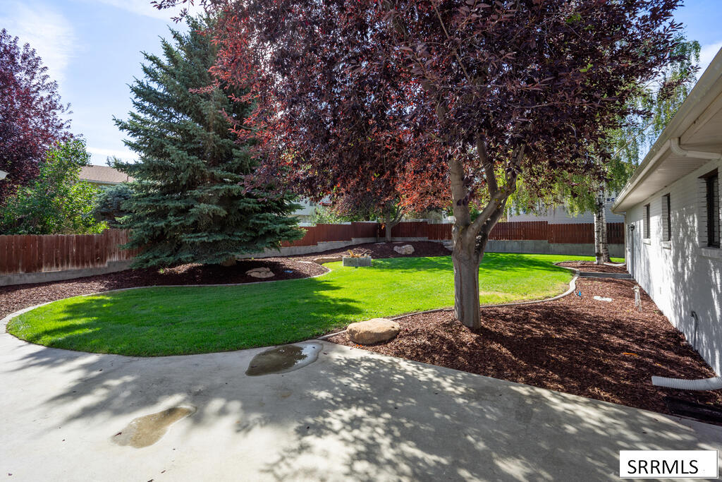 475 Linden Avenue Property Photo 13