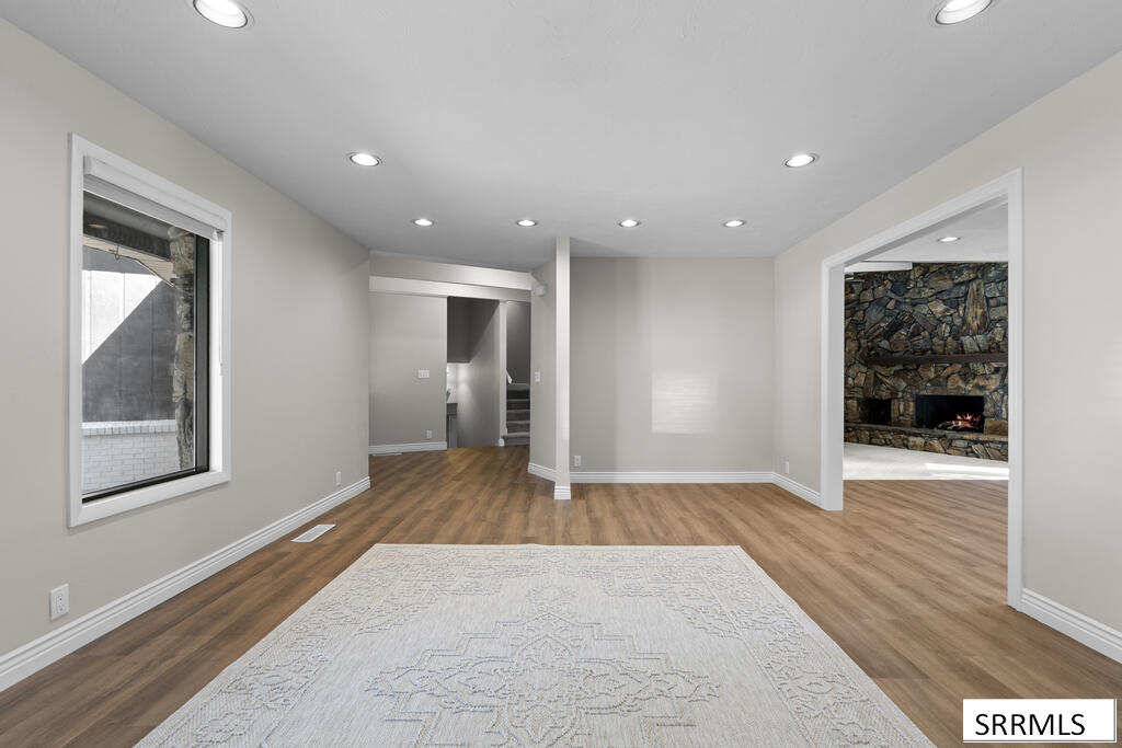 475 Linden Avenue Property Photo 28