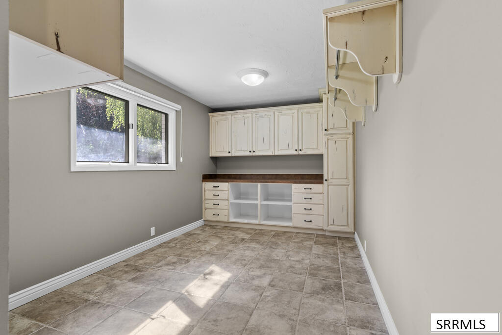 475 Linden Avenue Property Photo 36